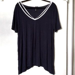 NWOT Ultra Flirt V-Neck Tee Tunic/ Cover Up Swimsuit Women’s Navy Blue/White L